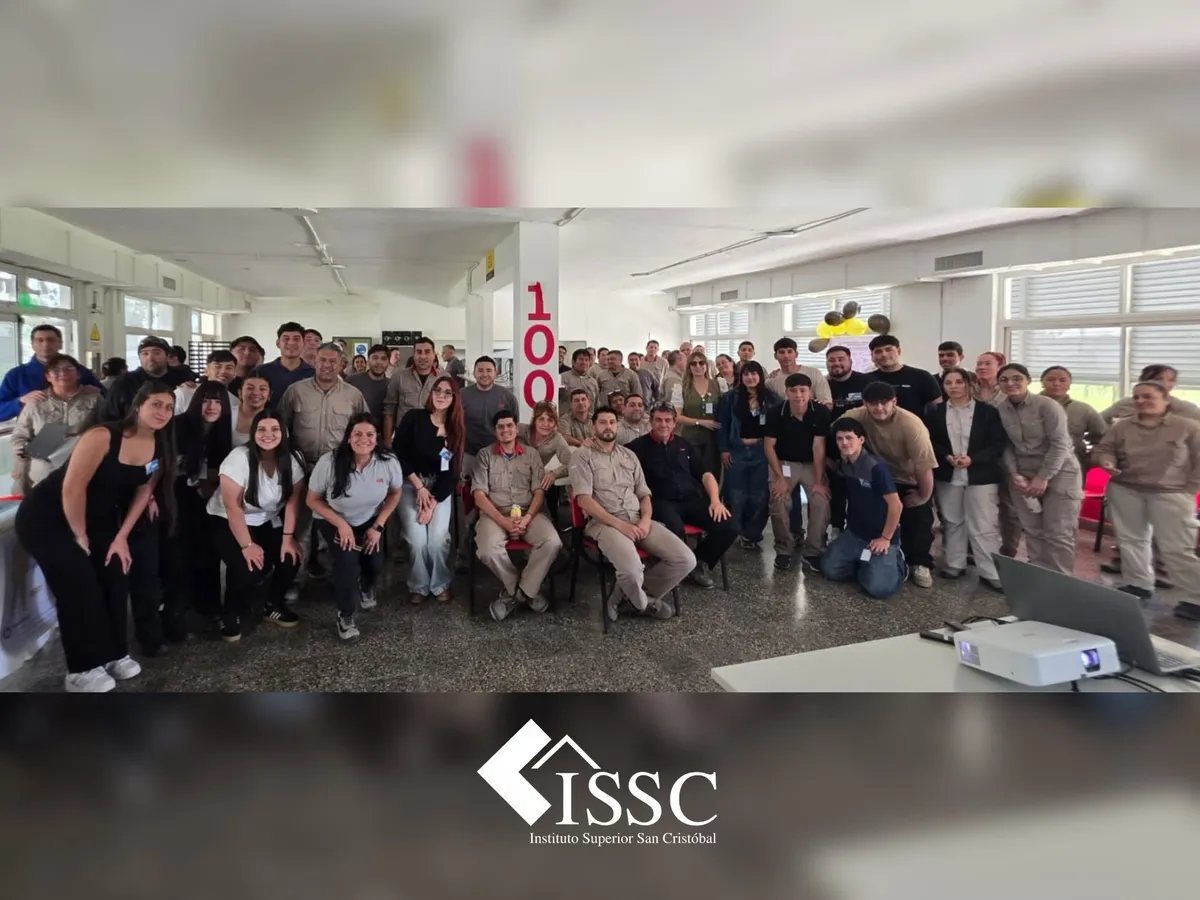 Participantes de la jornada de intercambio y formación en seguridad laboral